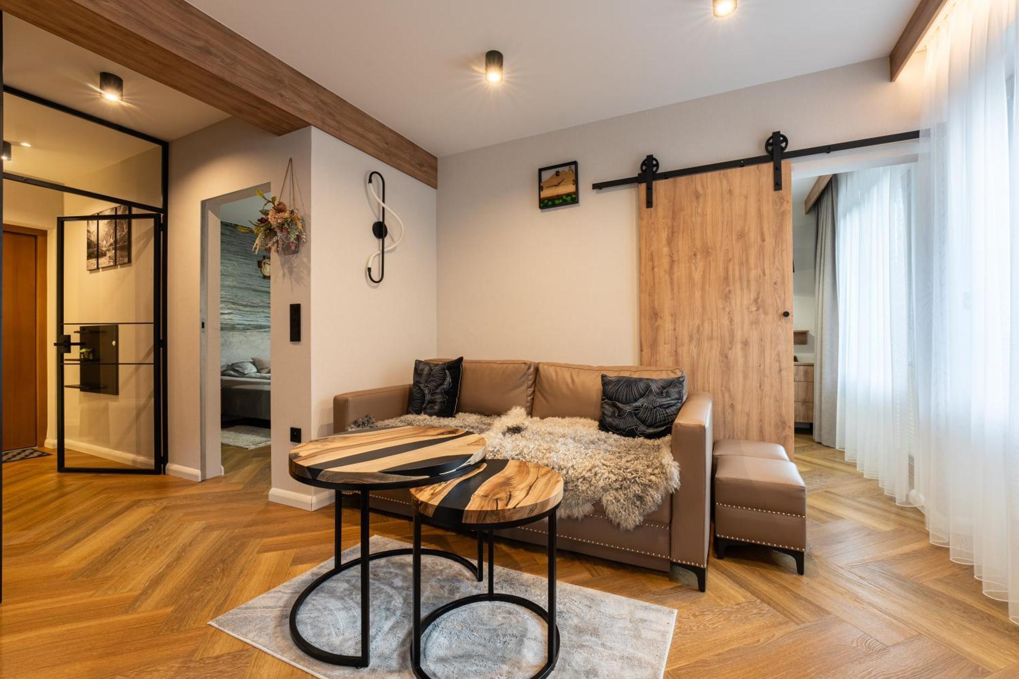 Apartment Golden - Mountain View