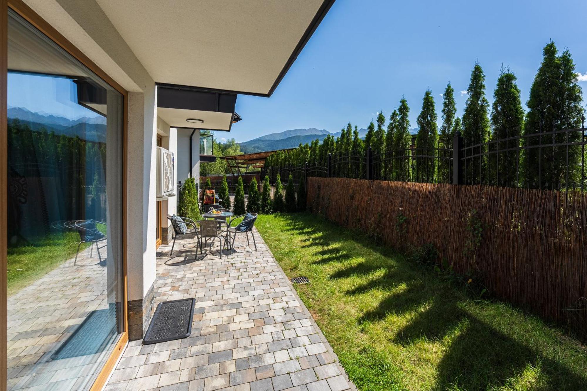 Golden - Mountain View Apartment