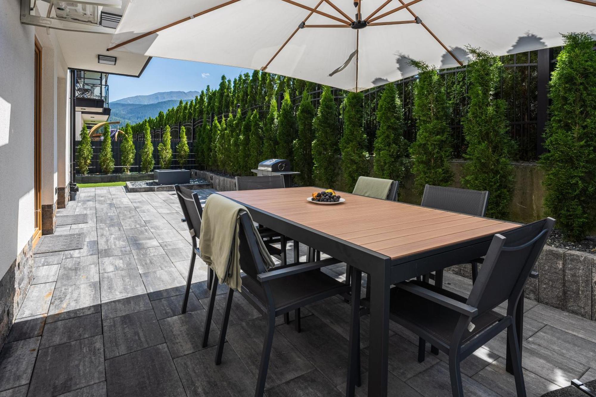 Golden - Mountain View Apartment
